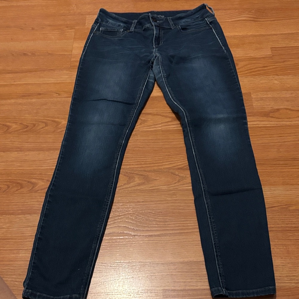 Maurice’s Indigo Blue Jeggings with Stretch and Streamlined Fit
